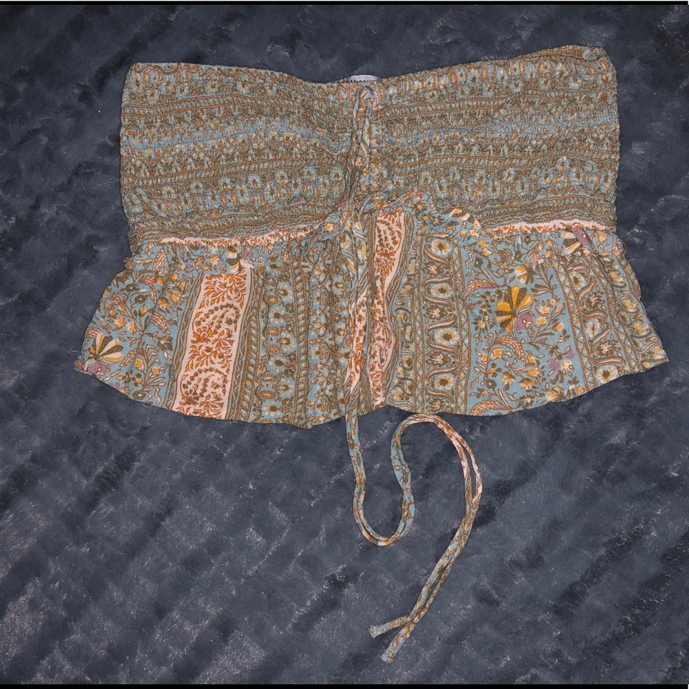 American Eagle crop top